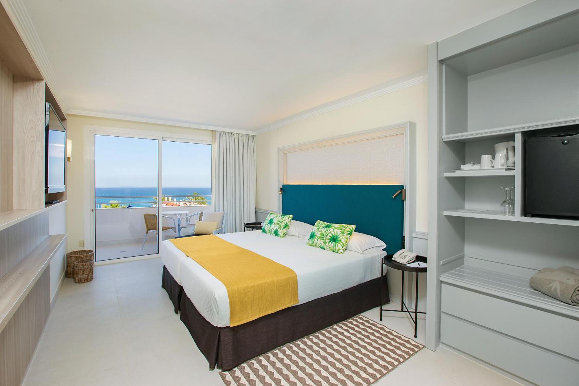 Standard Double Room with View