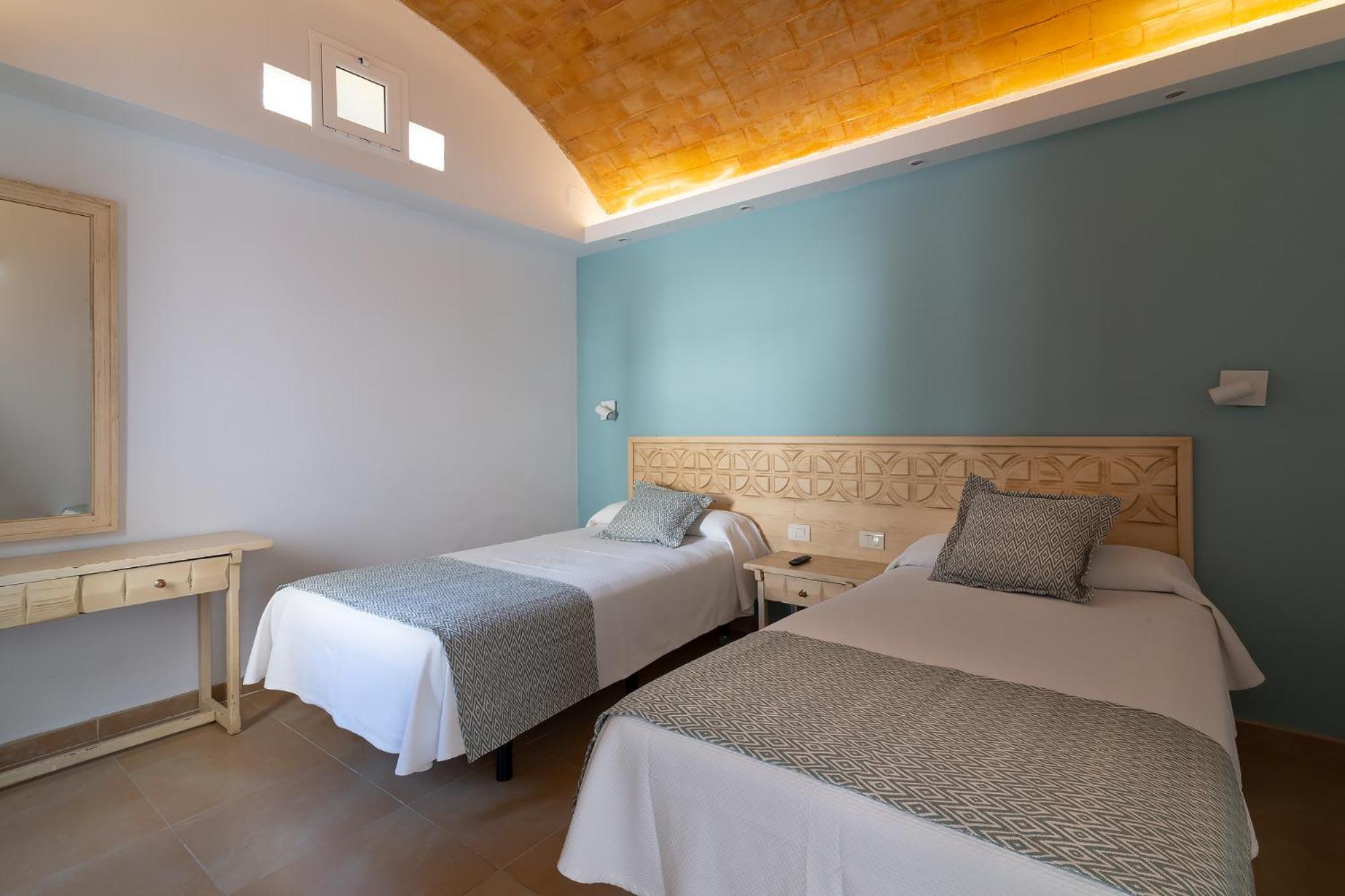 One-Bedroom Bungalow
