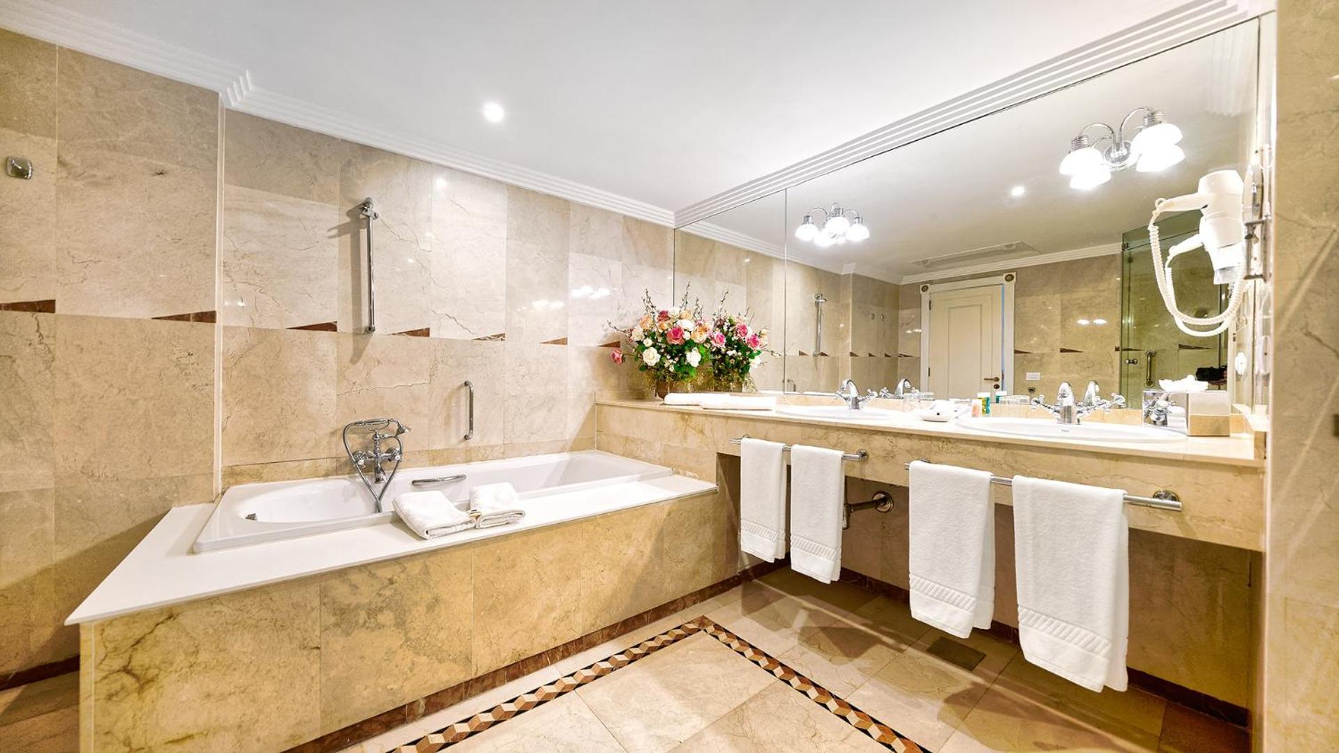 Suite with Sea View Spa Acces included,1529832211:JPEG