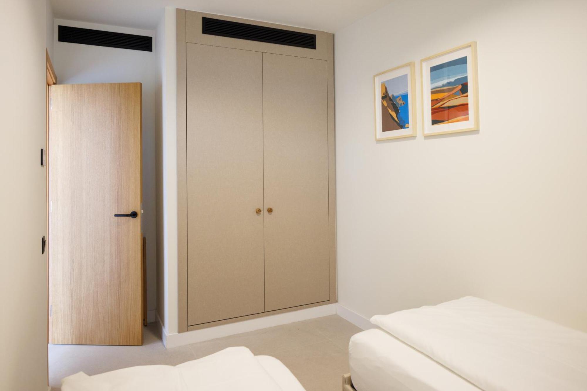 Apartment with Sea View,1598440267:JPEG