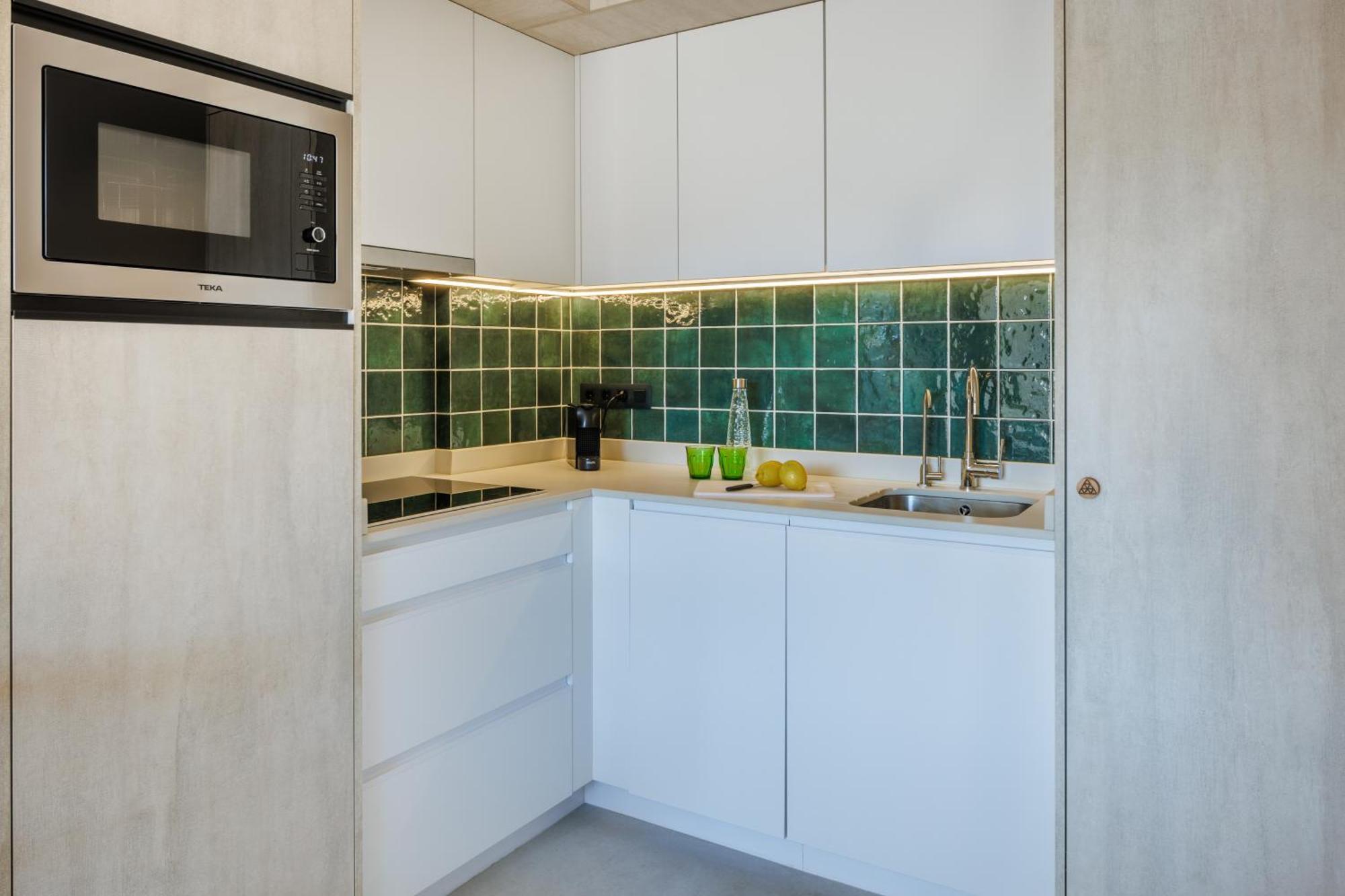 Deluxe Double Room,1598440314:JPEG