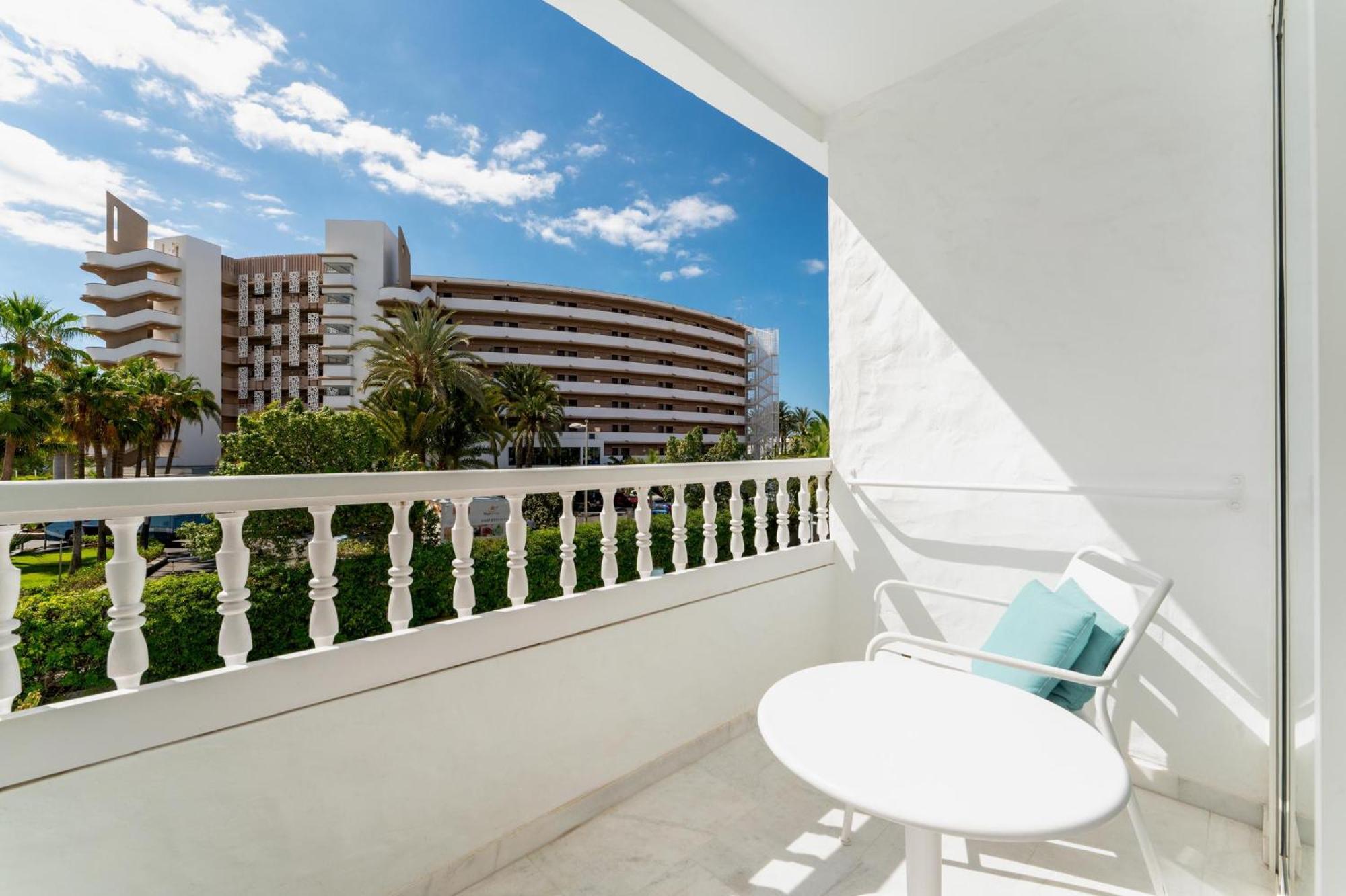 Junior Suite Balcony