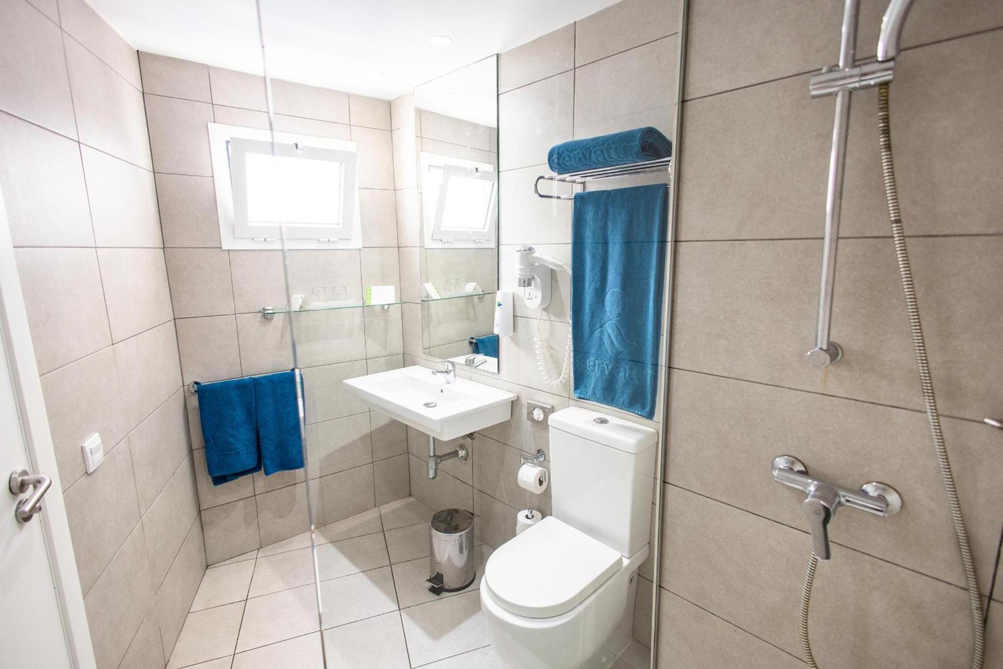 Double Room with Terrace & Pool View,1661111505:JPEG