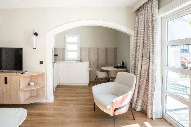 Standard Apartment