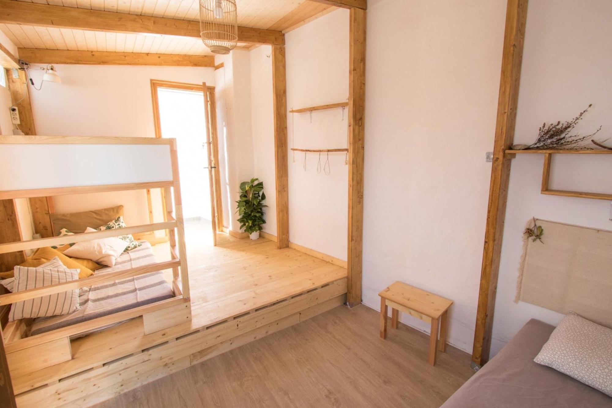 Bed 4-Bed Female Dormitory Room