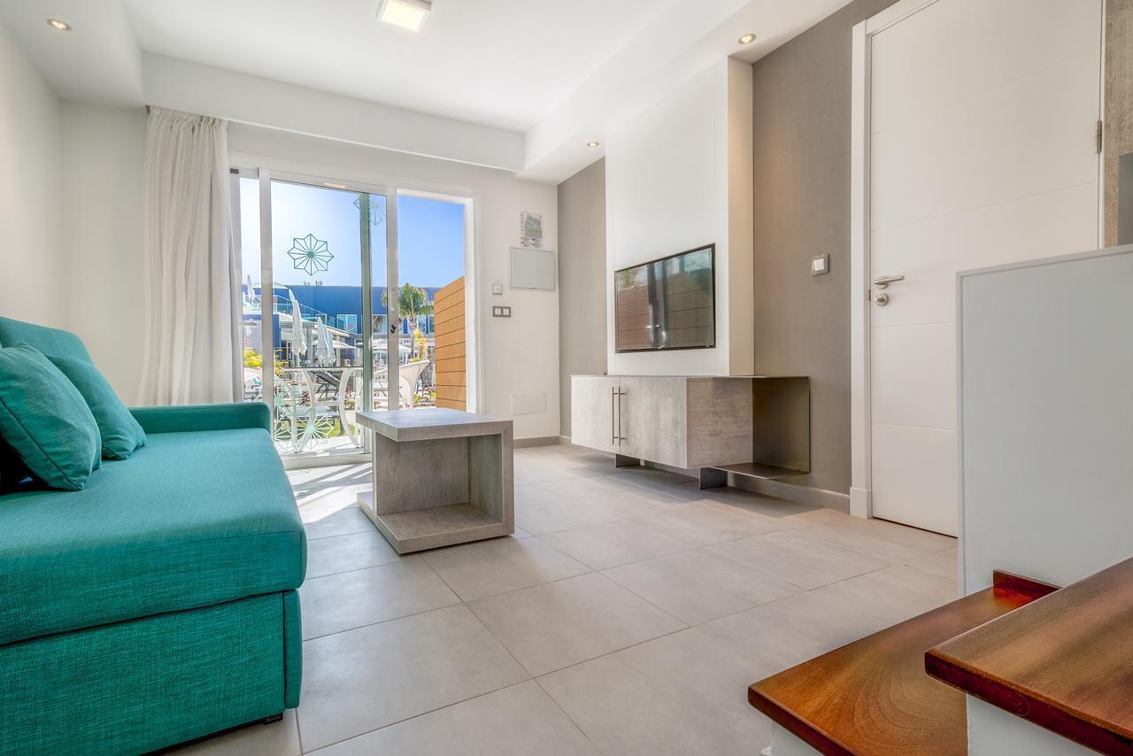 Suite Duplex  with Pool View