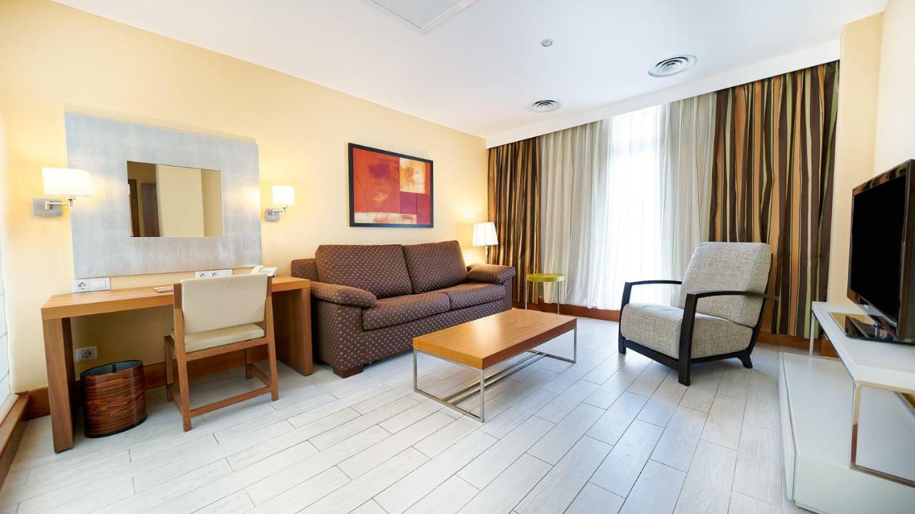 Superior Double or Twin Room,1272272698:JPEG