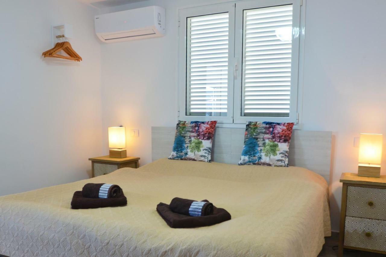 Twin Room Private Bathroom