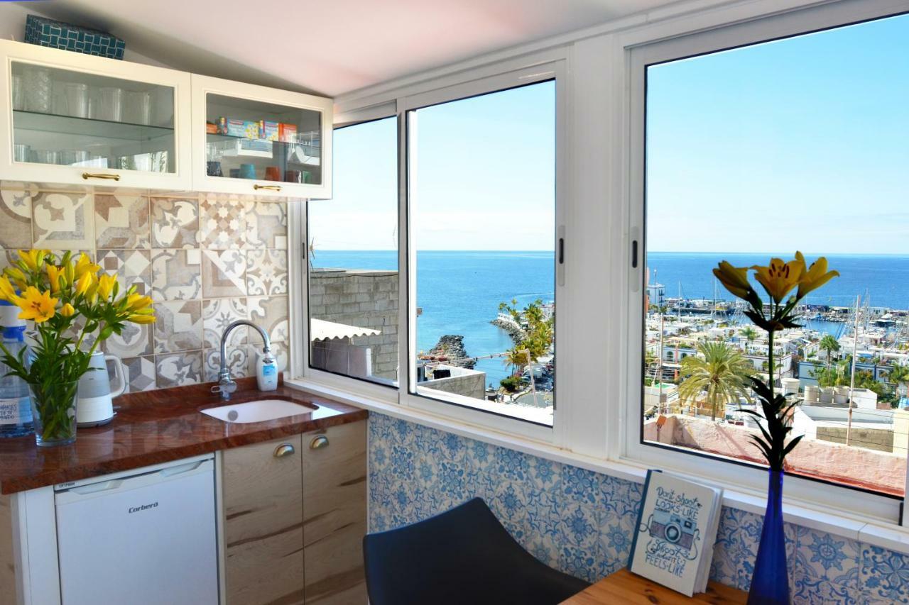 Twin Room Private Bathroom