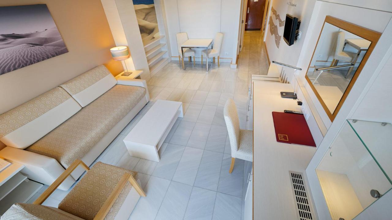 Double Room,1207436122:JPEG