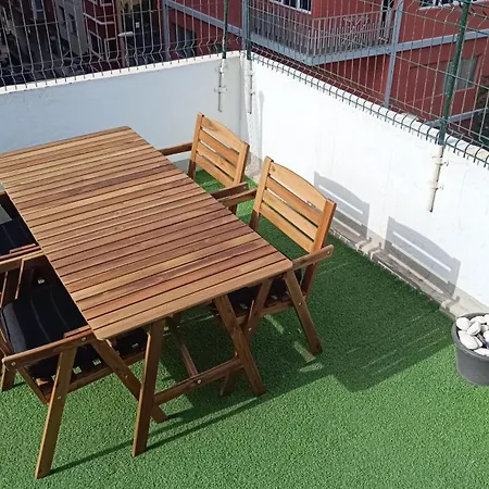 Alcaravaneras Hostel (Adults Only)-3