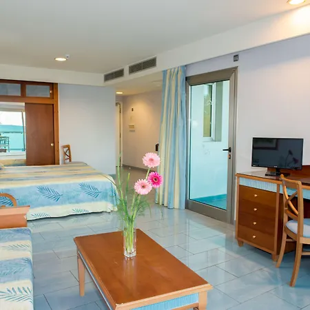 Apartamentos Marinasol-3