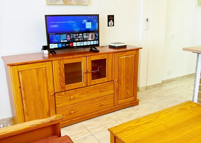 Seaview Friendly Holiday Home 2