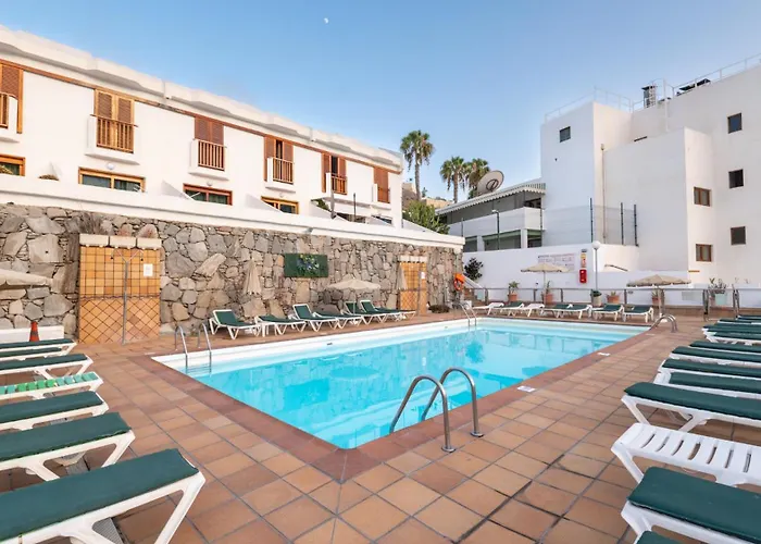 Apartamentos Montecarlo