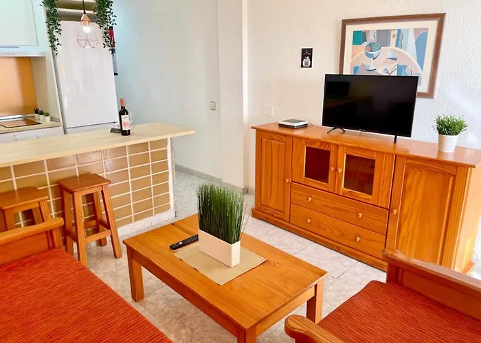 Seaview Friendly Holiday Home 3