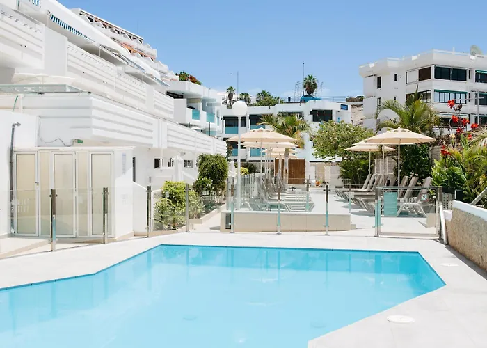 Palm Suites