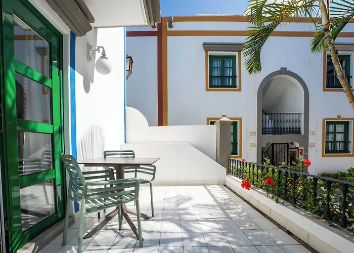 Apartamentos Livvo Puerto De Mogan